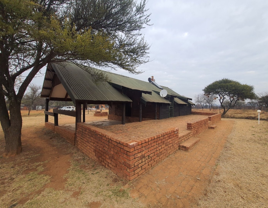 To Let 2 Bedroom Property for Rent in Rietfontein A H North West